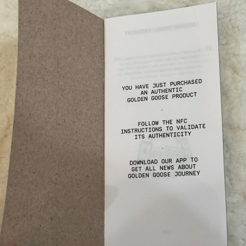 Golden Goose Women’s Shoe Size 40 NWT - Picture 9 of 11